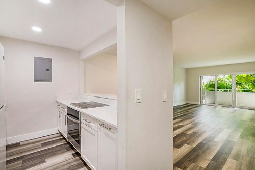 1-1235 Mariposa Ave, Coral Gables, FL, 33146-3251 | Card Image