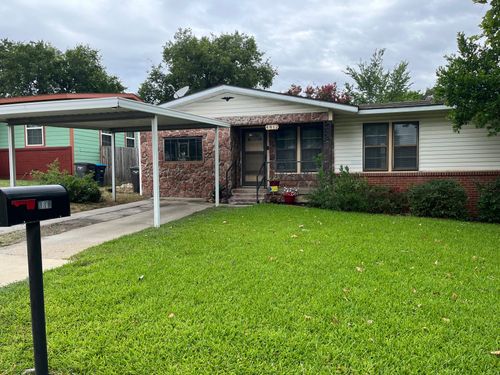 4812 Flagstone Dr, Fort Worth, TX, 76114-1729 | Card Image