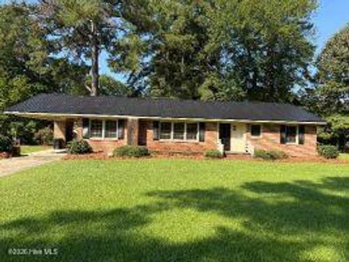 405 S Broad St, Robersonville, NC, 27871-9400 | Card Image
