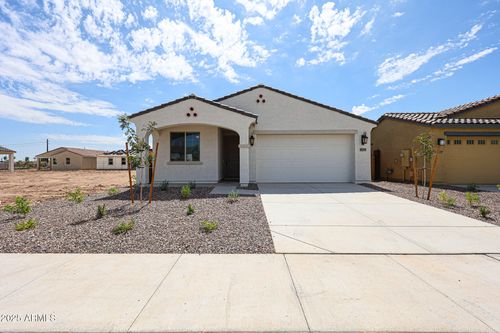 8733 W Windsor Blvd, Glendale, AZ, 85305-3480 | Card Image