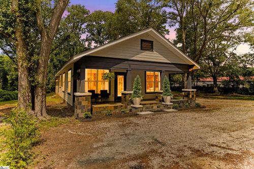900 Irwin Avenue, spartanburg, SC, 29306 | Card Image