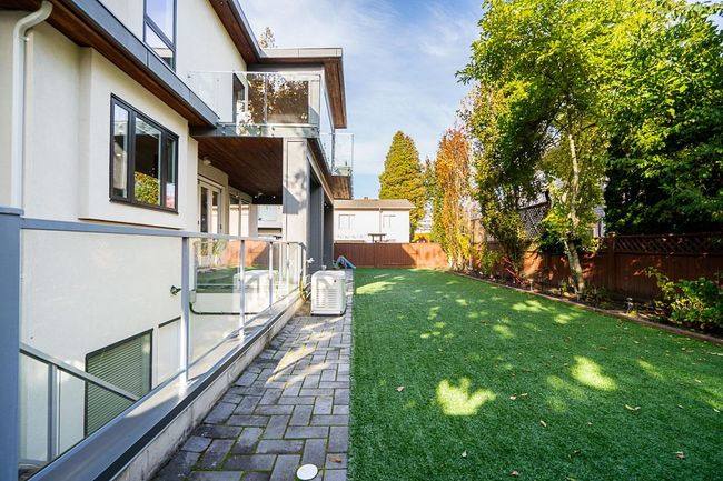 1570 Cory Road, House other with 7 bedrooms, 6 bathrooms and 6 parking in White Rock BC | Image 39