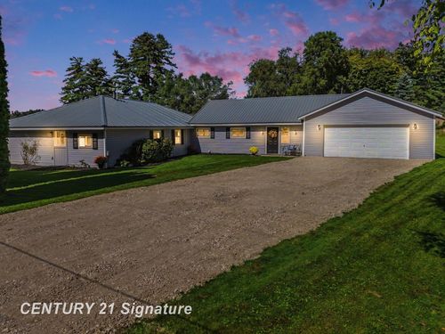 474 W Taylor Dr, Sanford, MI, 48657-9527 | Card Image