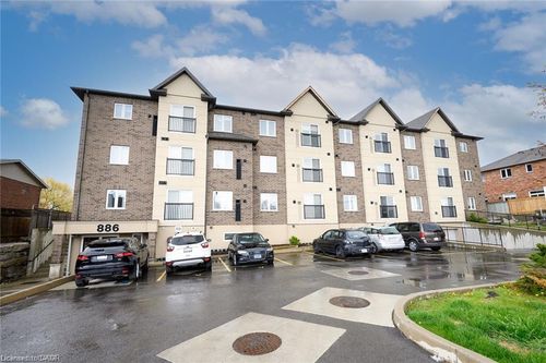 103-886 Golf Links Road, Ancaster, ON, L9K1J8 | Card Image