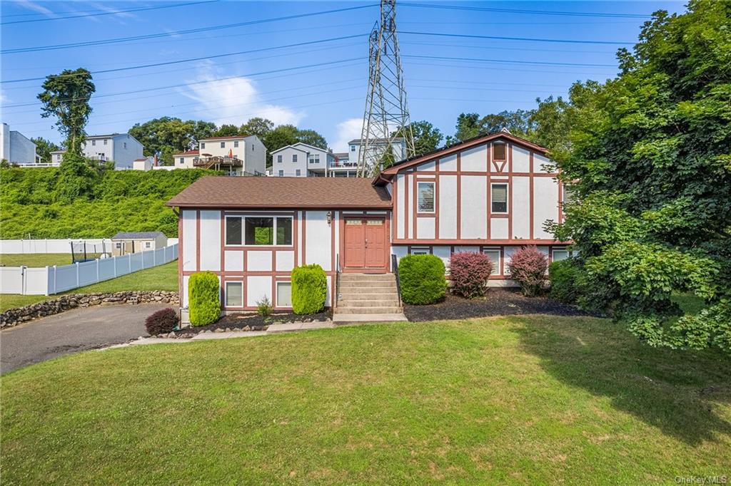 Walter Dr, Stony Point, NY 10980