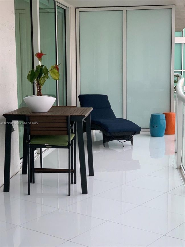 APT-1004 - 1 N Ocean Blvd, Condo with 2 bedrooms, 3 bathrooms and null parking in Pompano Beach FL | Image 28