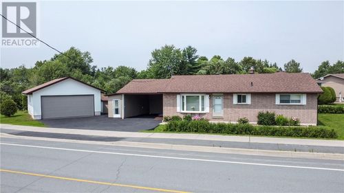 30 Irene Cres, Lively, ON, P3Y1M9 | Card Image