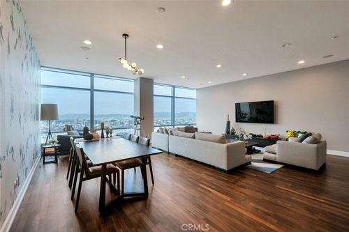 45f-900 W Olympic Blvd, Los Angeles, CA, 90015-1397 | Card Image