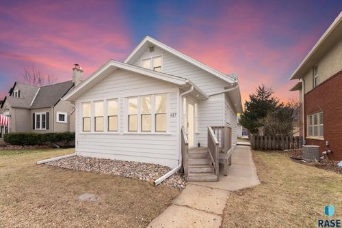 617 E 20th St Street, Sioux Falls, SD, 57105 | Card Image