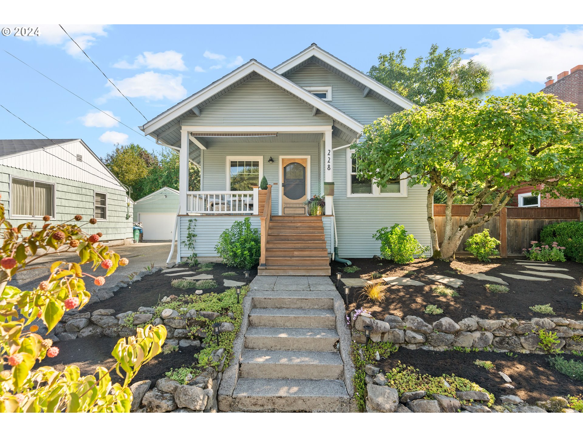 87th Ave, Portland, OR 97216