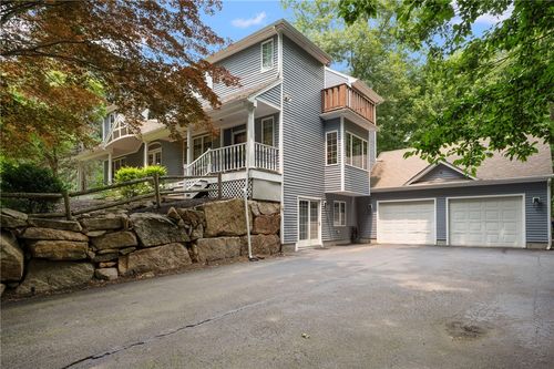 165 Lynn Cir, East Greenwich, RI, 02818-1100 | Card Image