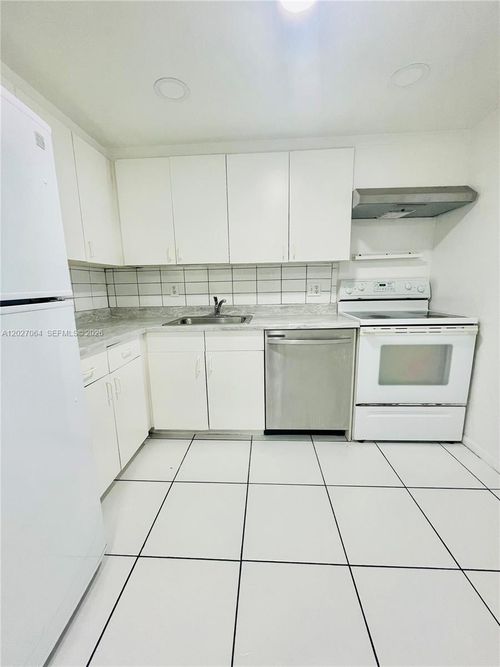 1613-13499 Biscayne Blvd, NORTH MIAMI, FL, 33181-2043 | Card Image