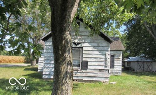 10499 N Baldwin St, Rosedale, IN, 47874-9349 | Card Image