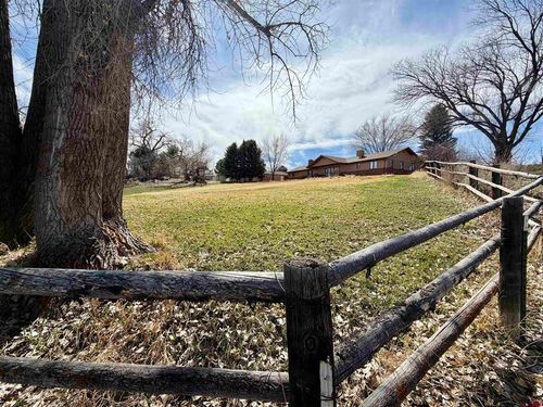 8806 Cottonwood Ln, Hotchkiss, CO, 81419-7108 | Card Image