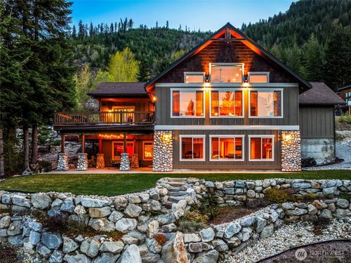20672 Miracle Mile, Leavenworth, WA, 98826 | Card Image