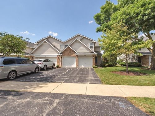 319 E Theodore Ln, Itasca, IL, 60143-1490 | Card Image