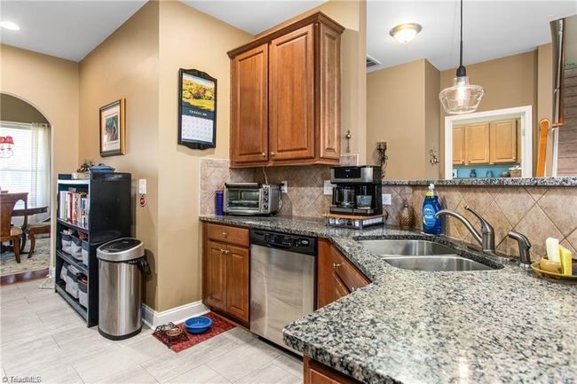 906 Leach Ave, House other with 3 bedrooms, 3 bathrooms and null parking in Thomasville NC | Image 29