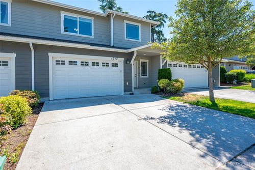 1617 Sw Stremler Dr, Oak Harbor, WA, 98277-7175 | Card Image