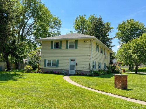 198 Cardean Pl, Pearl River, NY, 10965-1827 | Card Image