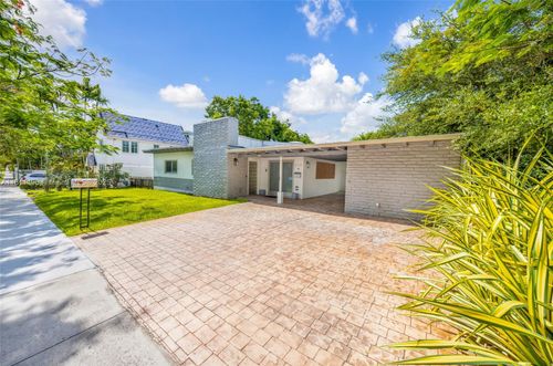 910-910 Ne 81st St, Miami, FL, 33138-4657 | Card Image