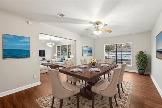 Sitting area 2 - virtually staged | Image 5