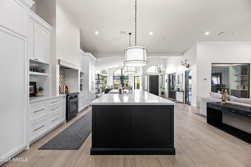 8720 E San Vicente Dr, Scottsdale, AZ, 85258-1903 | Card Image