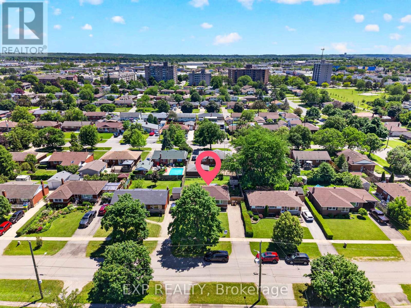 Residential in St. Catharines (Carlton/Bunting) 4