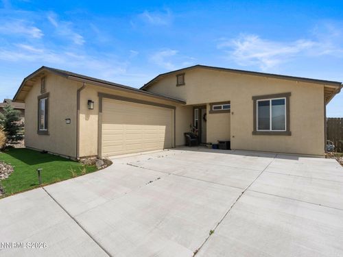 135 Avalanche Dr, Dayton, NV, 89403-6383 | Card Image