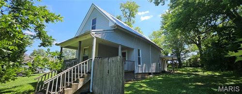 804 4th St E, Scott City, MO, 63780-3015 | Card Image