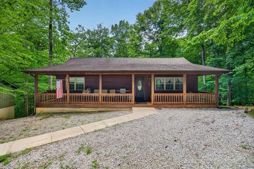 510 Tuscarora Cir, Byrdstown, TN, 38549-4880 | Card Image