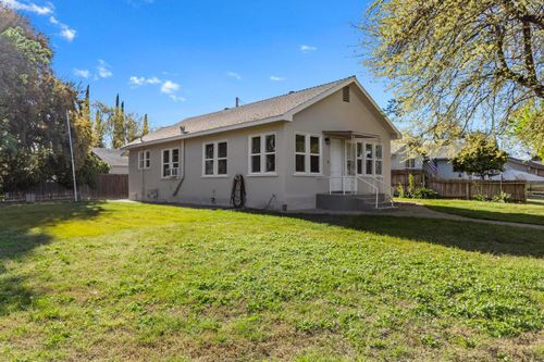 1003 4th St, Colusa, CA, 95932-2635 | Card Image
