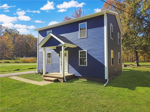 2264 River Rd, Willoughby Hills, OH, 44094-9685 | Card Image