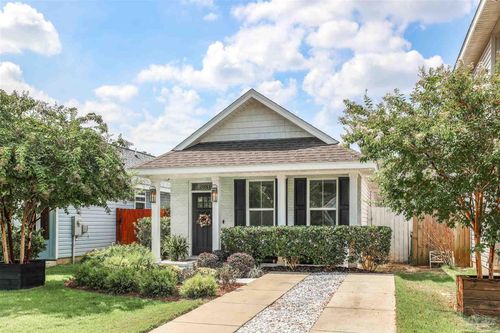 2081 W Romana St, Pensacola, FL, 32502-5165 | Card Image