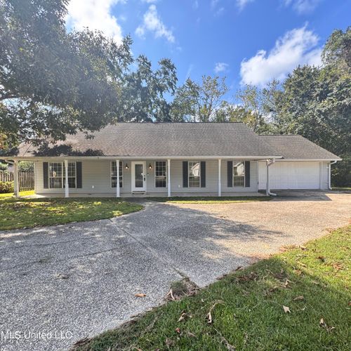 7828 Koko Pl, Diamondhead, MS, 39525-3624 | Card Image