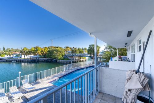 apt-215-2225 Ne 123rd St, North Miami, FL, 33181-2955 | Card Image