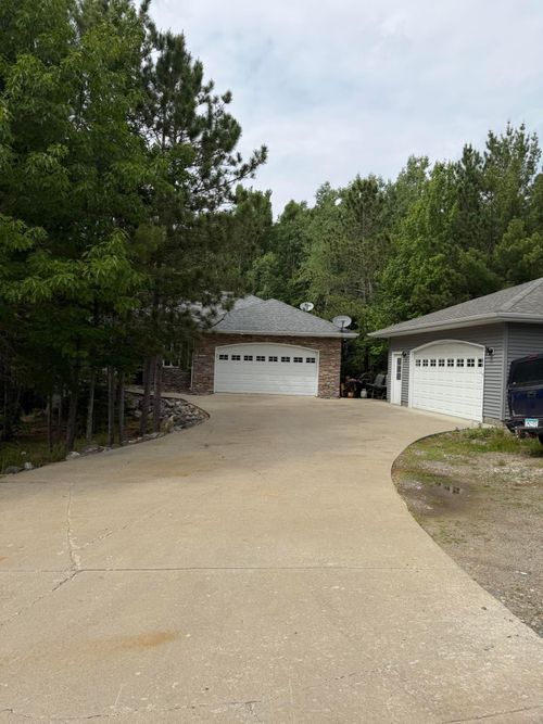 5595 Pine St, Tower, MN, 55790-4412 | Card Image
