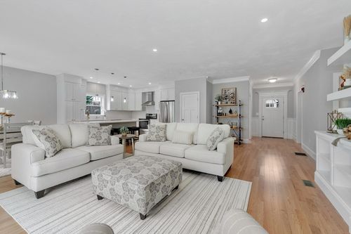 21-21 Boot Shop Rd, Upton, MA, 01568-1765 | Card Image