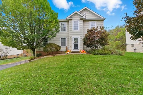 9308 Marshall Rd, Cranberry Township, PA, 16066-2860 | Card Image