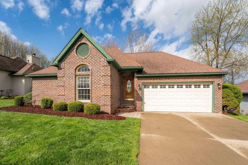 2040 Georgian Ln, Morgantown, WV, 26508-4514 | Card Image