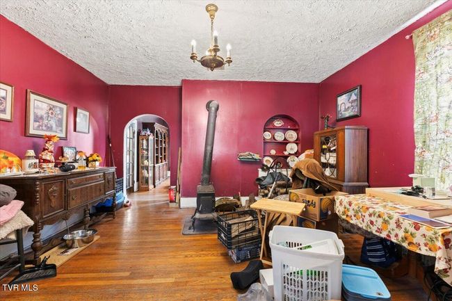 104 Maple St, House other with 5 bedrooms, 3 bathrooms and null parking in Glade Spring VA | Image 6