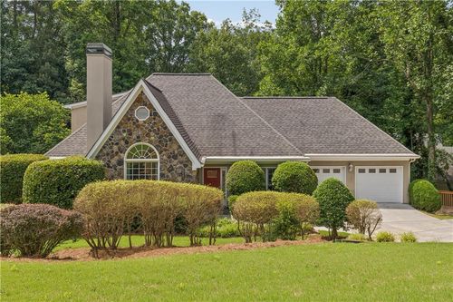 2501 Blaydon Pointe Nw, Kennesaw, GA, 30152-5801 | Card Image
