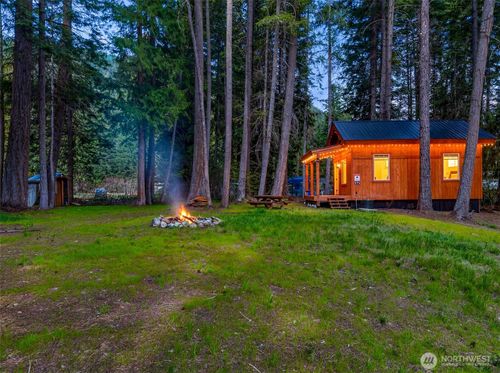 18120 Sunland Drive, Lake Wenatchee, WA, 98826 | Card Image