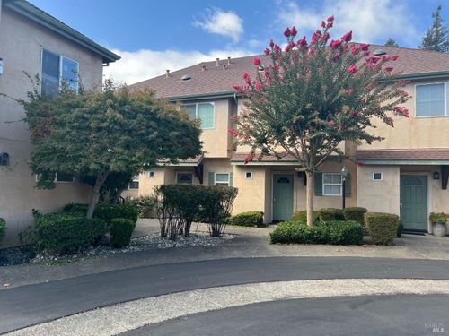 20 Bridgegate Way, Napa, CA, 94559 | Card Image