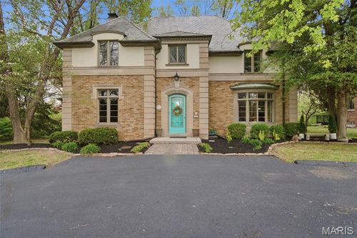 22 Country Club Pl, Belleville, IL, 62223-1931 | Card Image