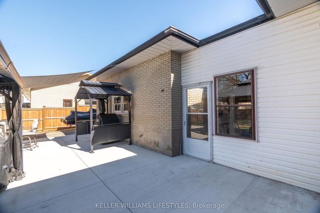 48 Union St, House other with 4 bedrooms, 2 bathrooms and 2 parking in Forest ON | Image 34