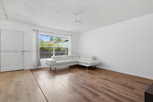 227-3071 Nw 47th Ter, Lauderdale Lakes, FL, 33313-1776 | Card Image
