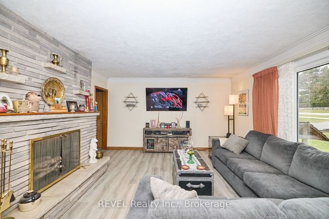 1317 Pelham St, House other with 3 bedrooms, 2 bathrooms and 6 parking in Pelham ON | Image 17