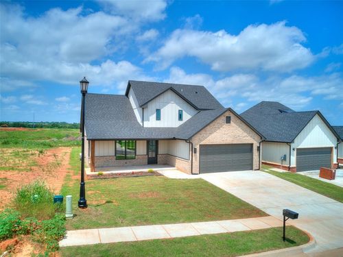 2309 Los Angeles Ave, Edmond, OK, 73034-8688 | Card Image