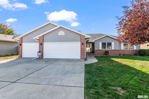 1129 Woodhaven Ct, Chatham, IL, 62629-5016 | Card Image