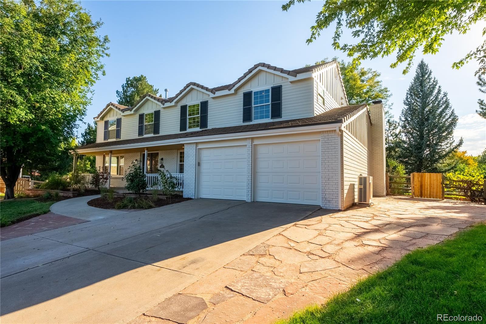 Long Ave, Centennial, CO 80112